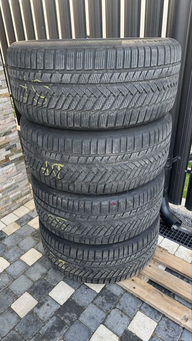 Set de 4 anvelope de iarna  Continental 255 40 19