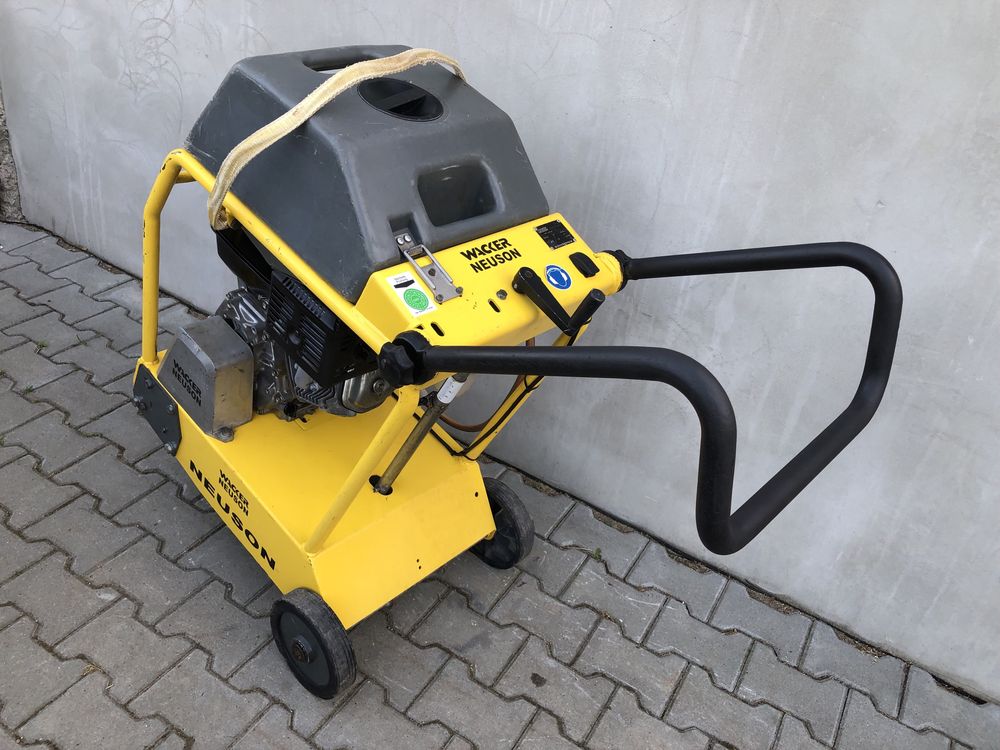 Masina de taiat Asfalt -Beton Marca Wacker Neuson BFS 1345 AB