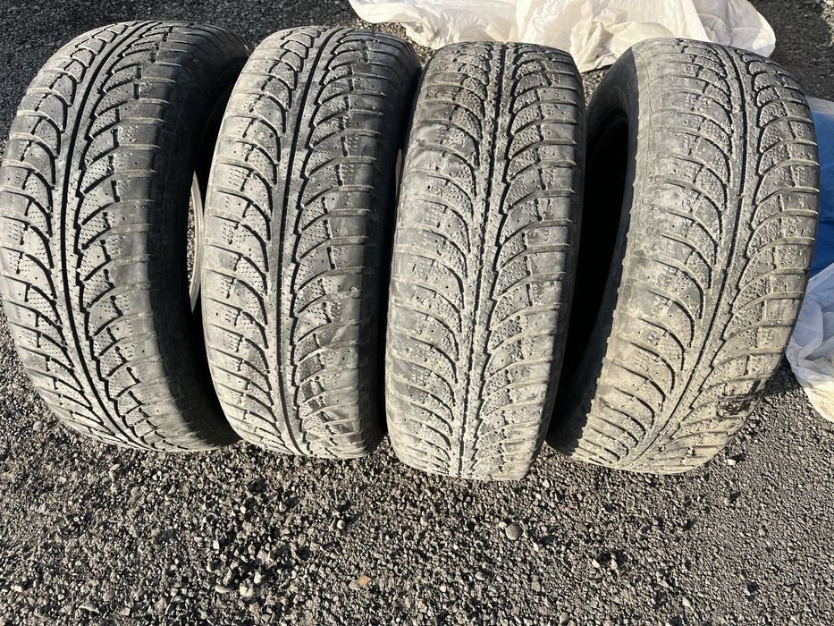 Зимние шины компелект на прадо
