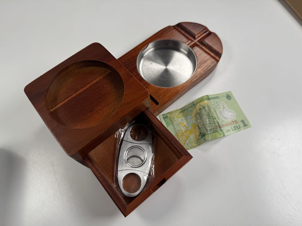 Scrumiera din lemn Crefun 4 in 1 pentru trabuc