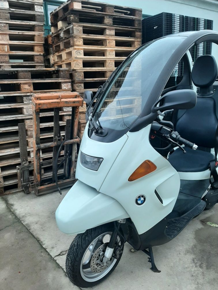 Vând bmw c1 125 cm