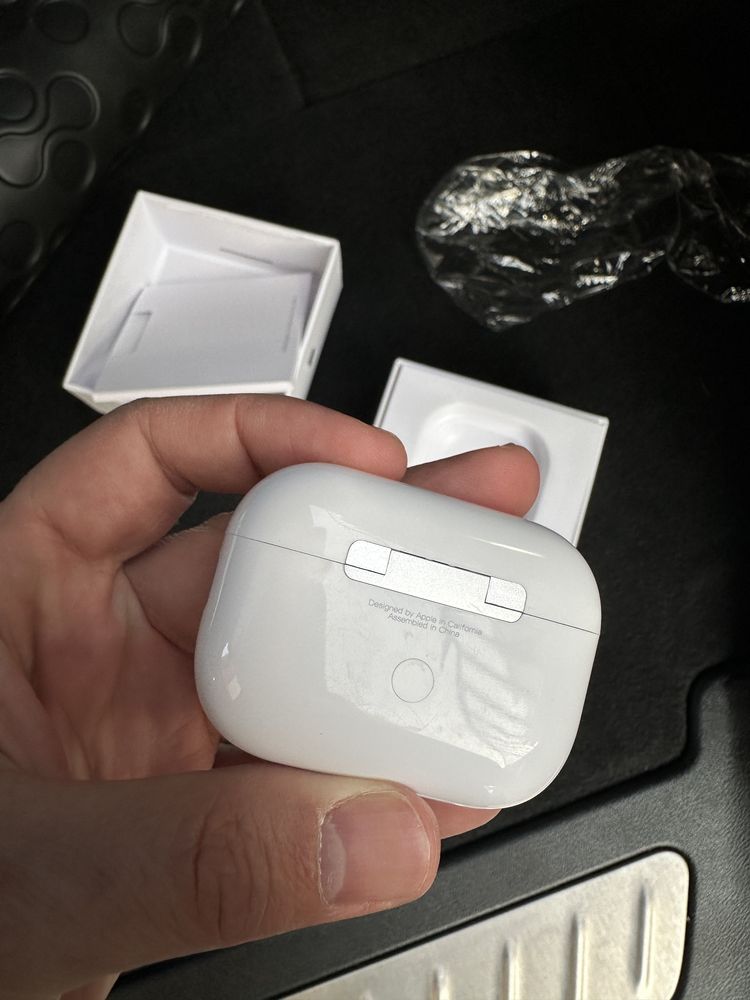 AirPods Pro 2 слушалки