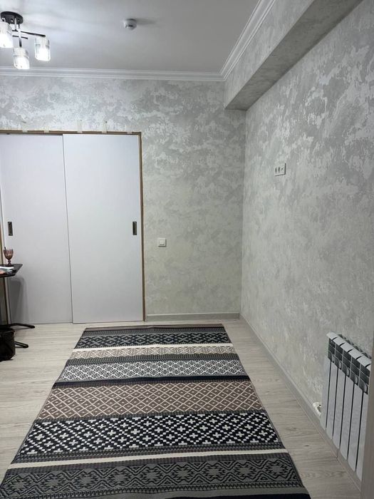 Юнусабад 13 квартал. Продается квартира 1/3/9