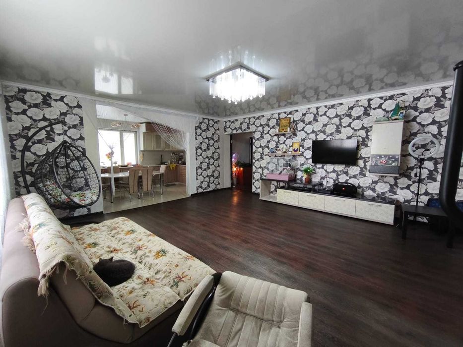 кирпичный Дом 2008г Северо-Запад 139м2 8,4сотки