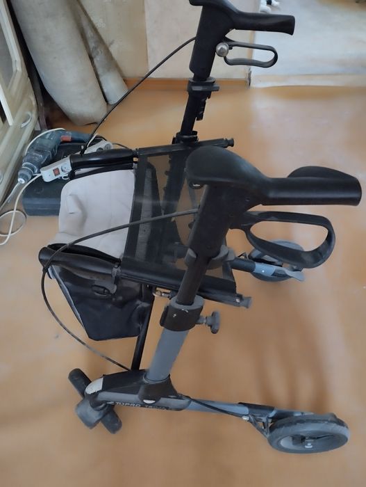 Продаю ходунки--сумка ( с Германии)