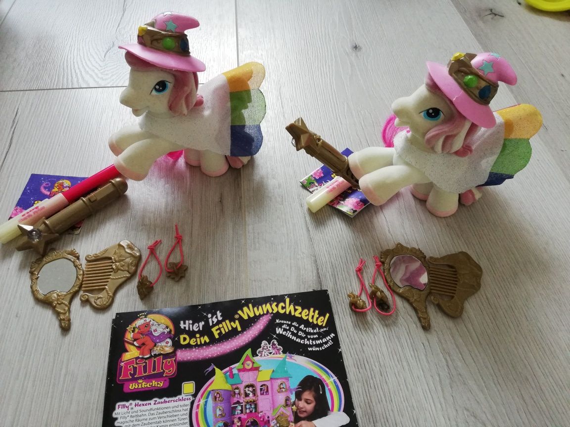 Set Ponei Filly 15 cm. cu accesorii pentru pieptănat