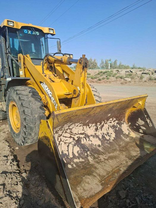Фронтальный погрузчик XCMG
