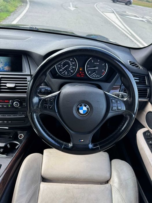 BMW X5 E70 LCI din 2011 M Packet 3.0 Diesel N57D30A Volan Dreapta