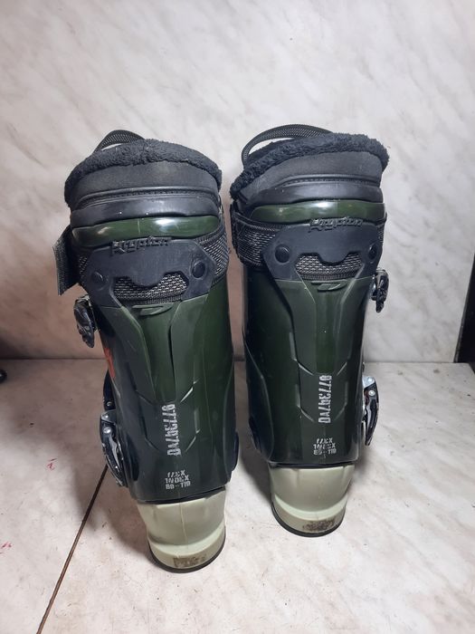 Clapari ski schi Dalbello mondo 25,5 corespunde mărimii 39-39,5