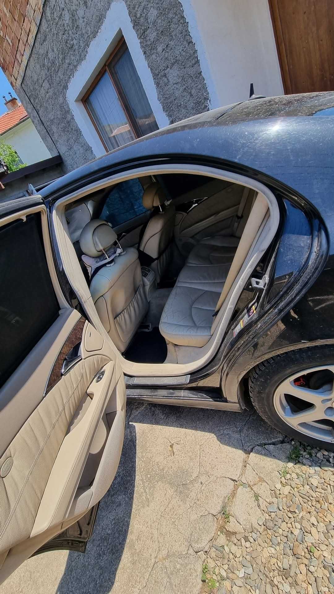 W211 Mercedes E 270