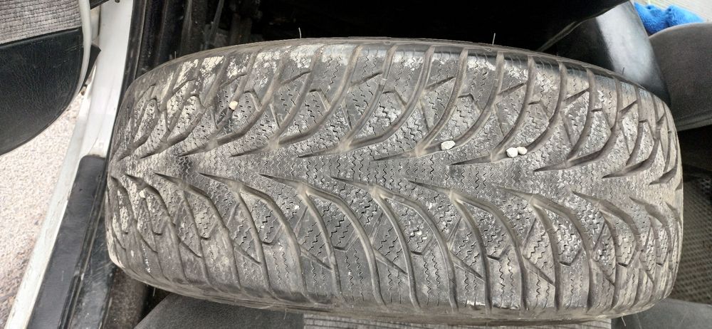Продам шины в отличном состоянии