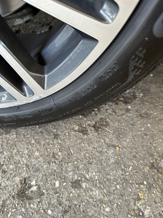 Anvelope vara 245/40 R19  Bridgestone Dot 2022 Runflat