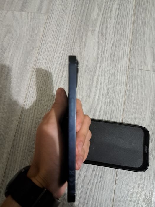 iPhone 13 - 128 GB | Stare foarte bună | Baterie 82%