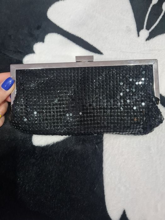 Vand posete de ocazie noi