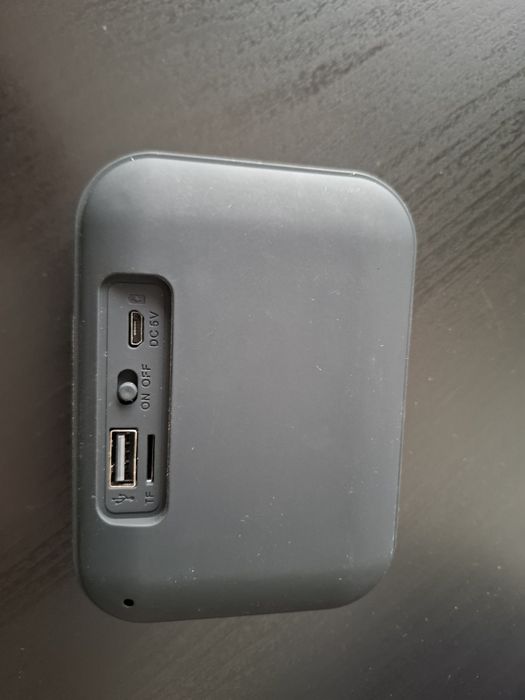 Boxă Bluetooth – stare impecabilă, funcționează perfect