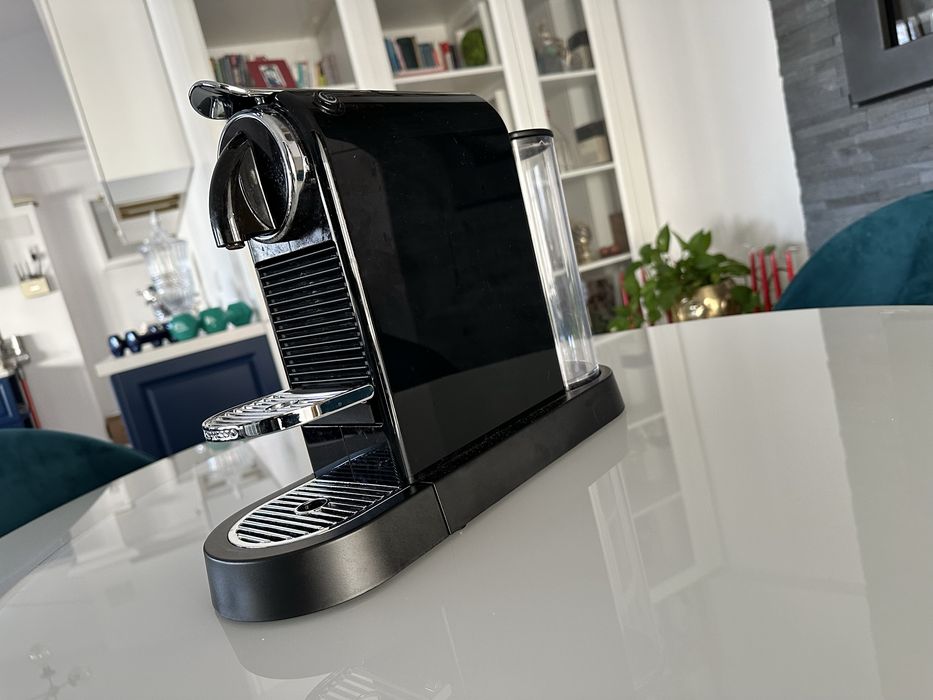 Nespresso Espressor CitiZ Negru