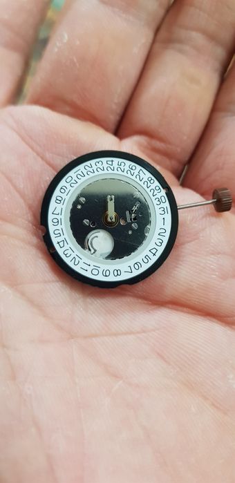 Механизм к наручным часам