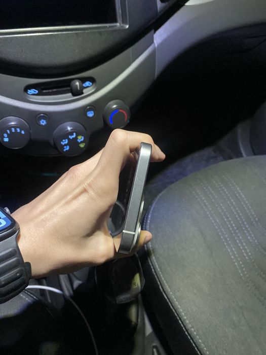 Iphone 15pro max 256gb 90% yomks white