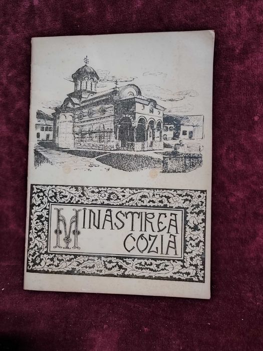 Pliante de alor cateva monumente "comuniste"
