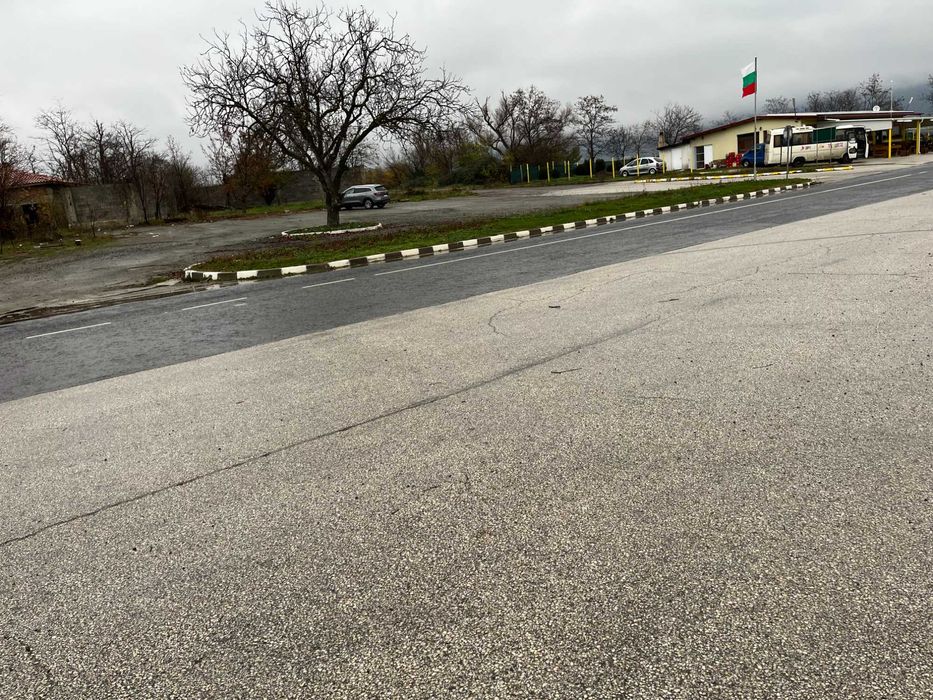 Предлага се изключително атрактивен имот