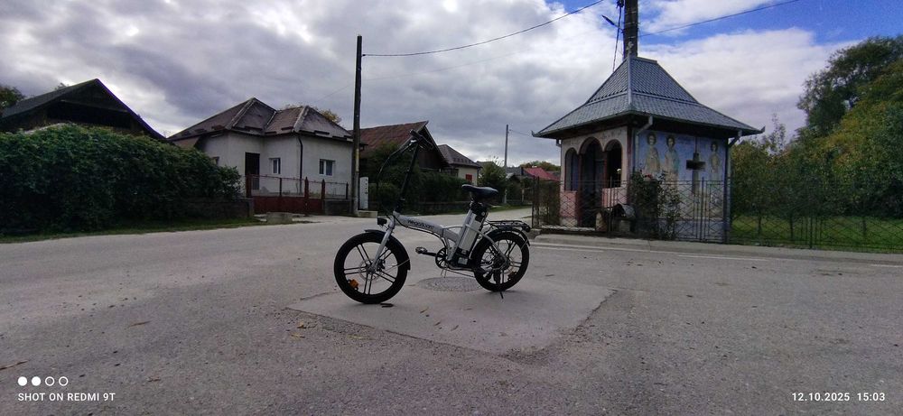 Vând sau schimb Bicicleta electrica