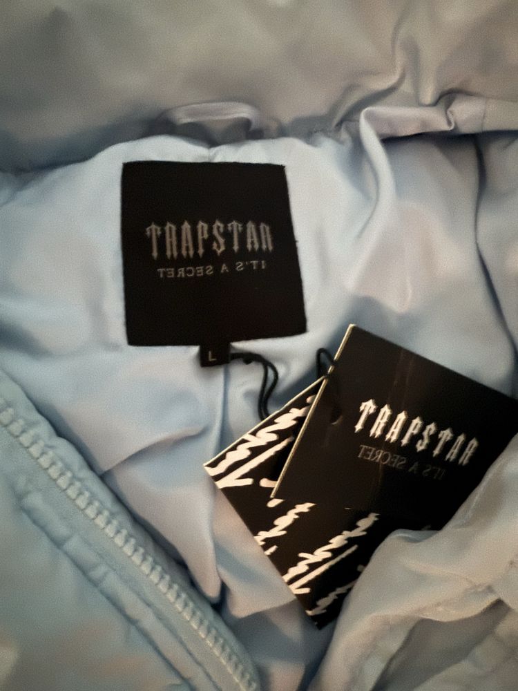 Trapstar irongate яке