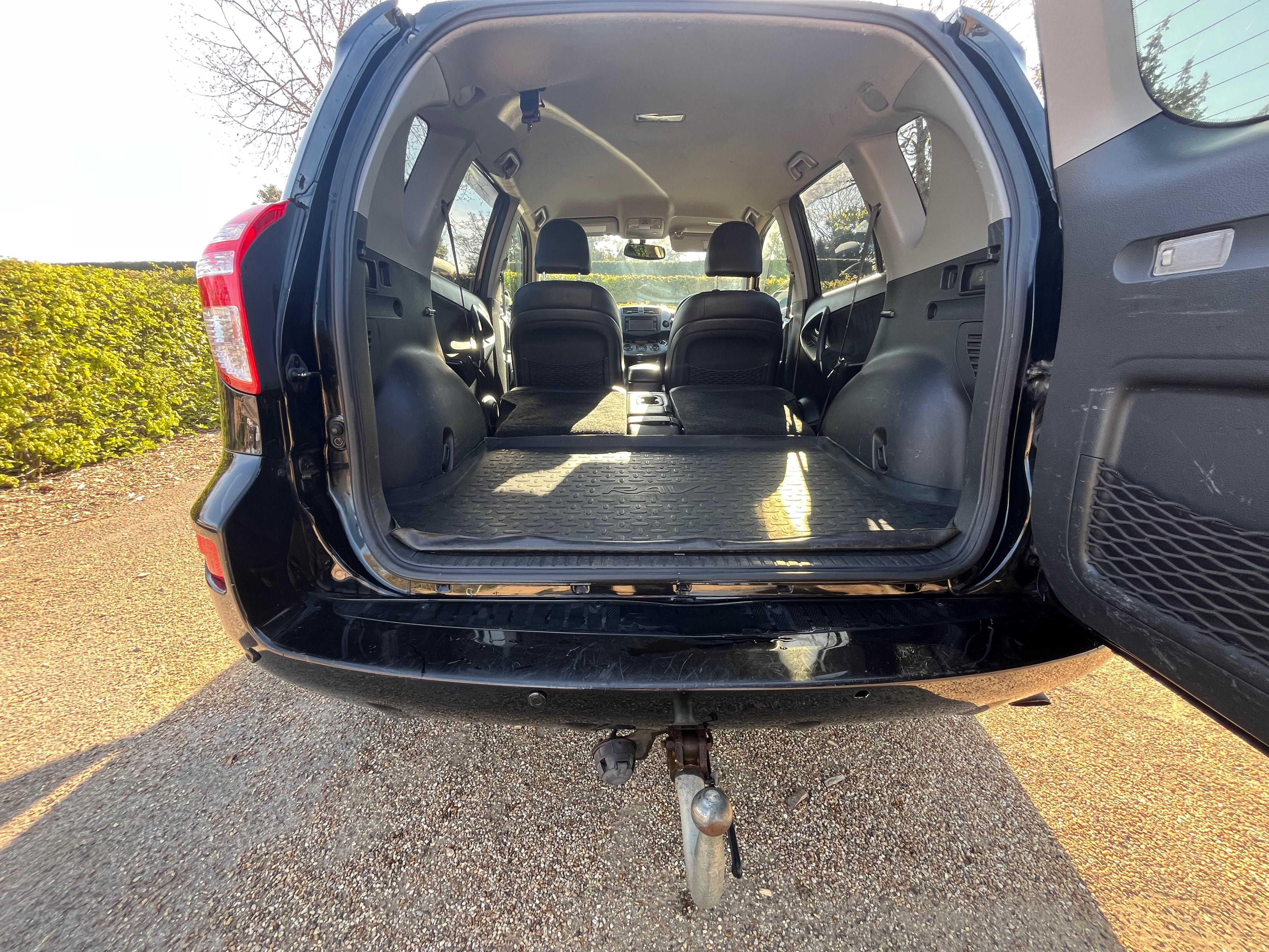 Toyota RAV4 2.2 D4-D, 2012, десен волан