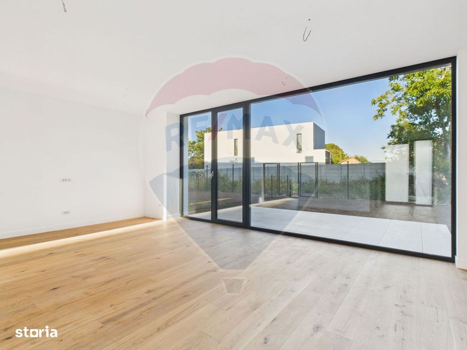 Vila luminoasa si moderna de vanzare in Amber Forest Tunari