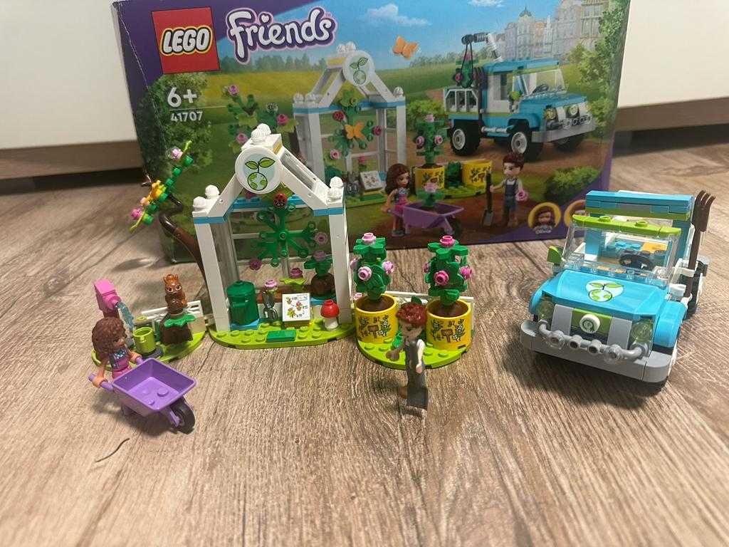 Lego Friends Vehiculul de plantat copaci