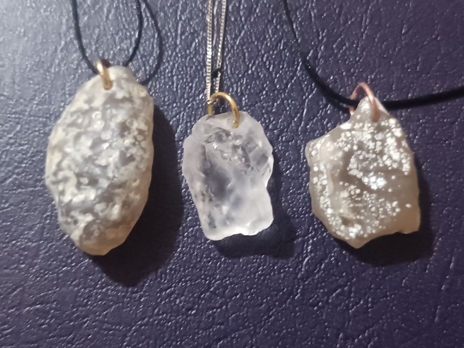 Колиета от естествени минерали