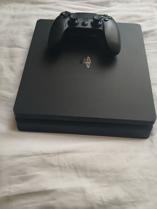 Ps4 slim +2 игри