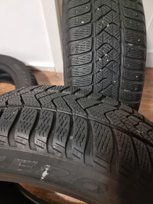 Set 3 anvelope de iarna Pirelli 205/60/17