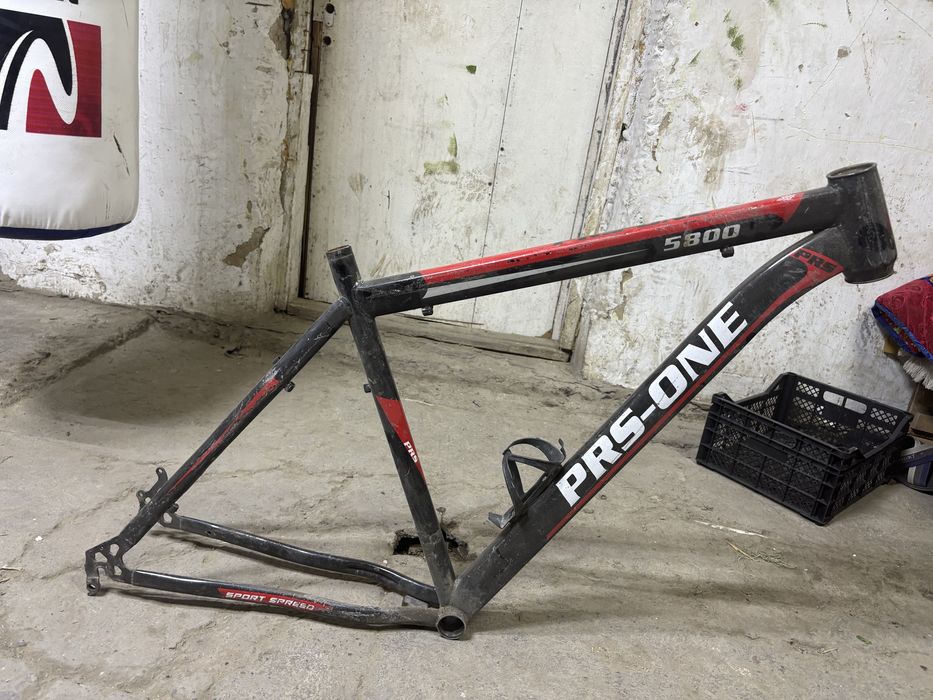 Запчасти на велосипед в хорошем состоянии.