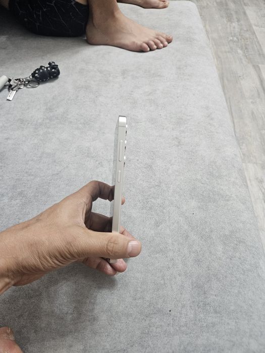 Продам телефоны Samsung fold 5 и Samsung Galaxy S 24