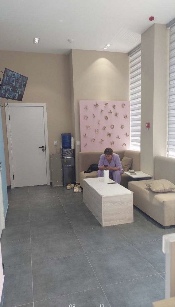 Продается Здание 376 кв Госпитальный, миробад Авеню , Нукусская