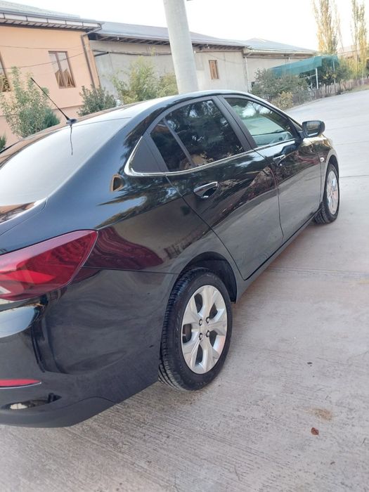 Onix premier bir qõl minilgan