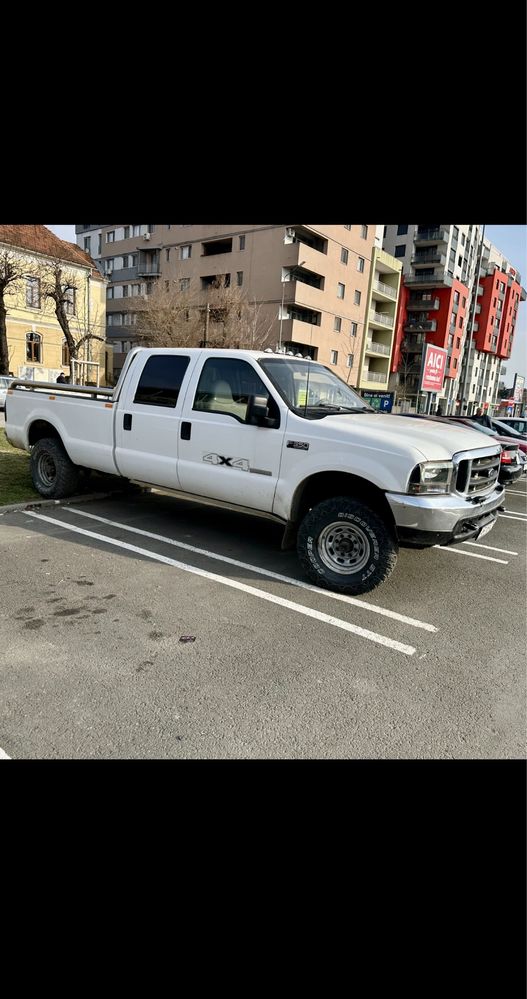 Ford F350 4x4 Camion cabina dublă