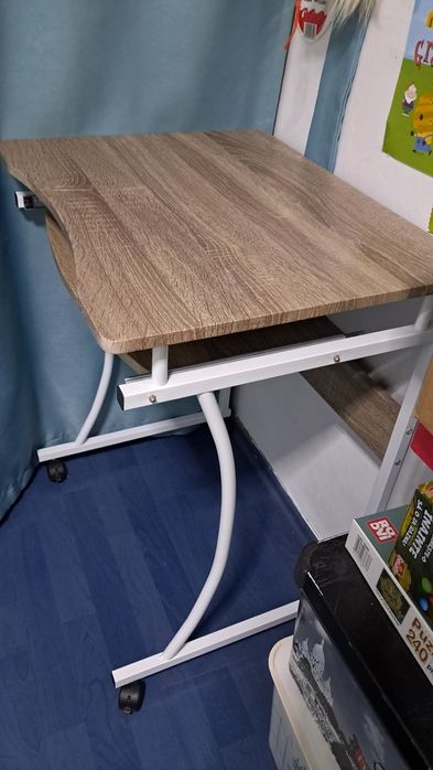 Birou pentru copii Novokids™ Computer desk, Cadru metalic