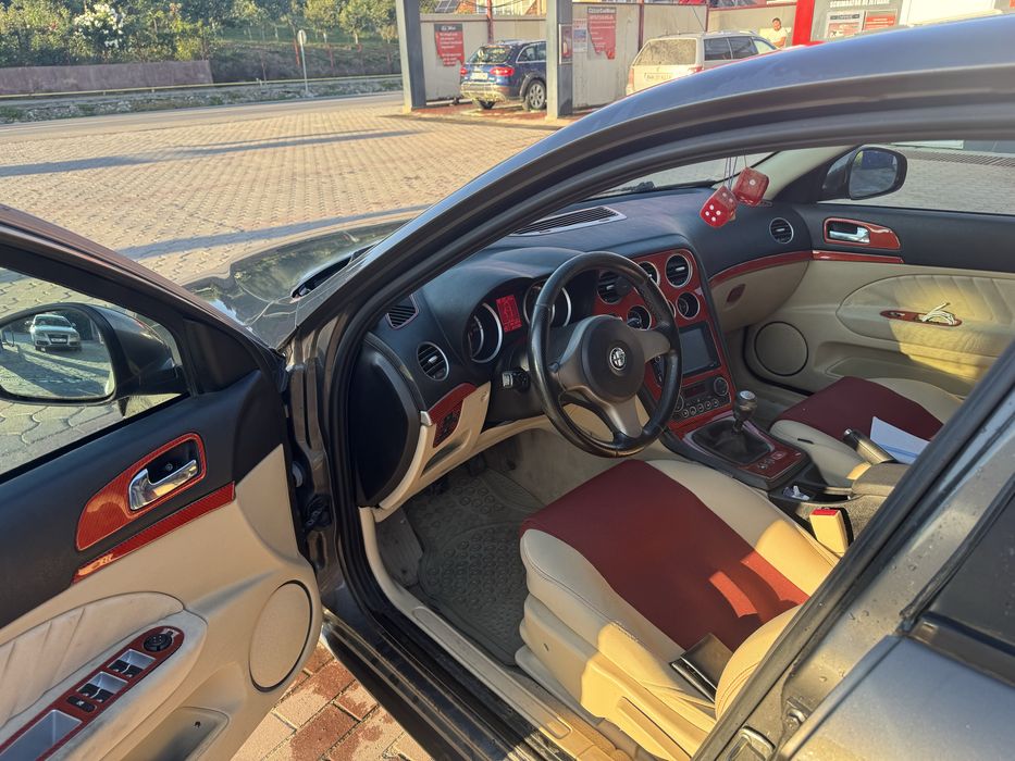 Alfa romeo 159 sau schimb cu seat leon 1.6 benzina