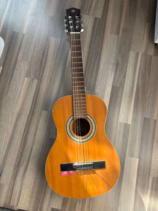 Chitara clasica (sau spaniola)