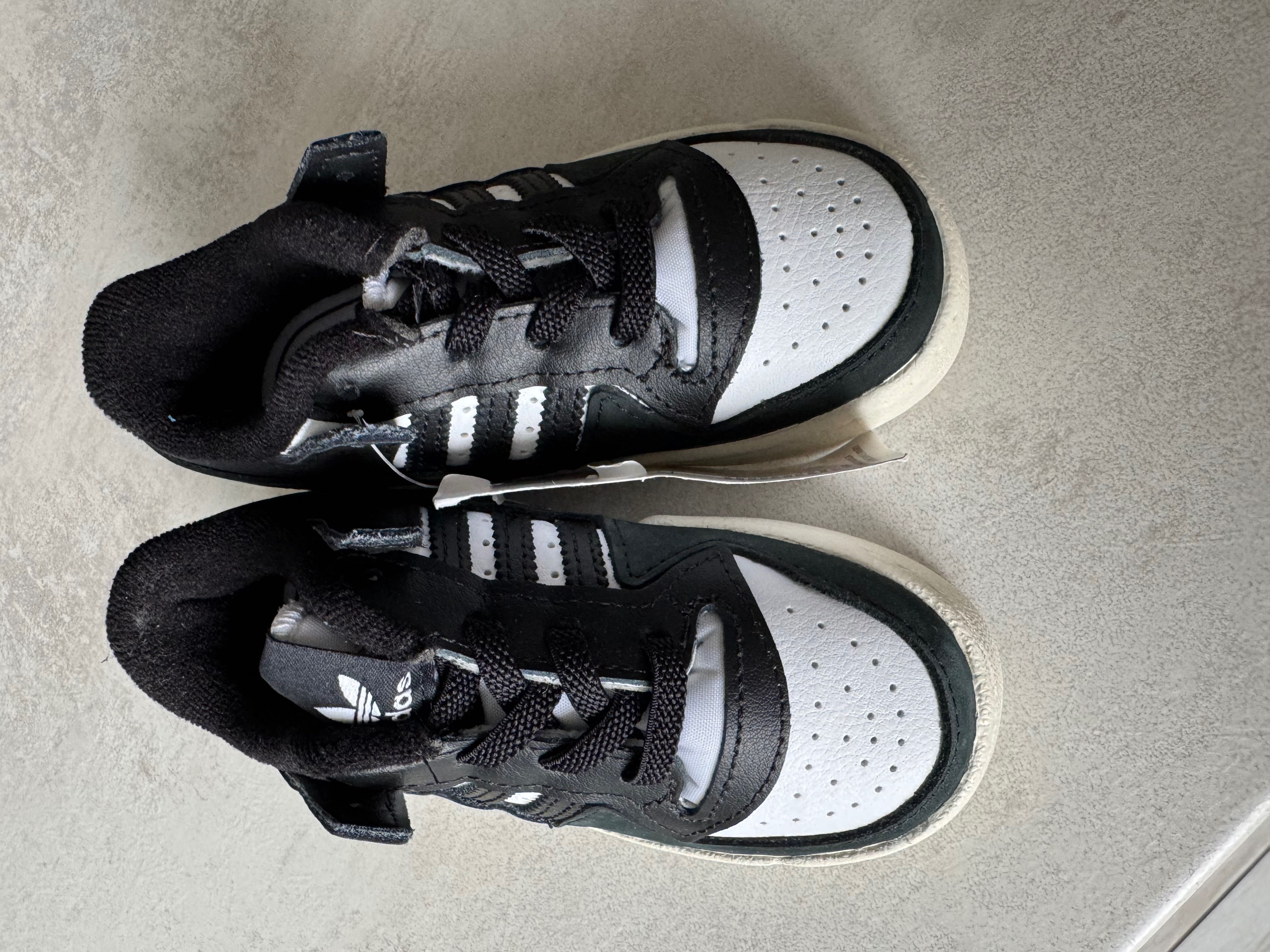 ADIDAS FORUM LOW - 23,5 номер