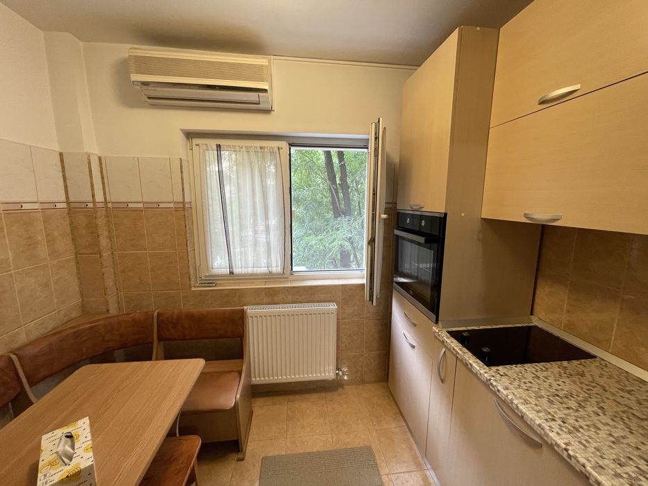 Proprietar închiriez garsonieră