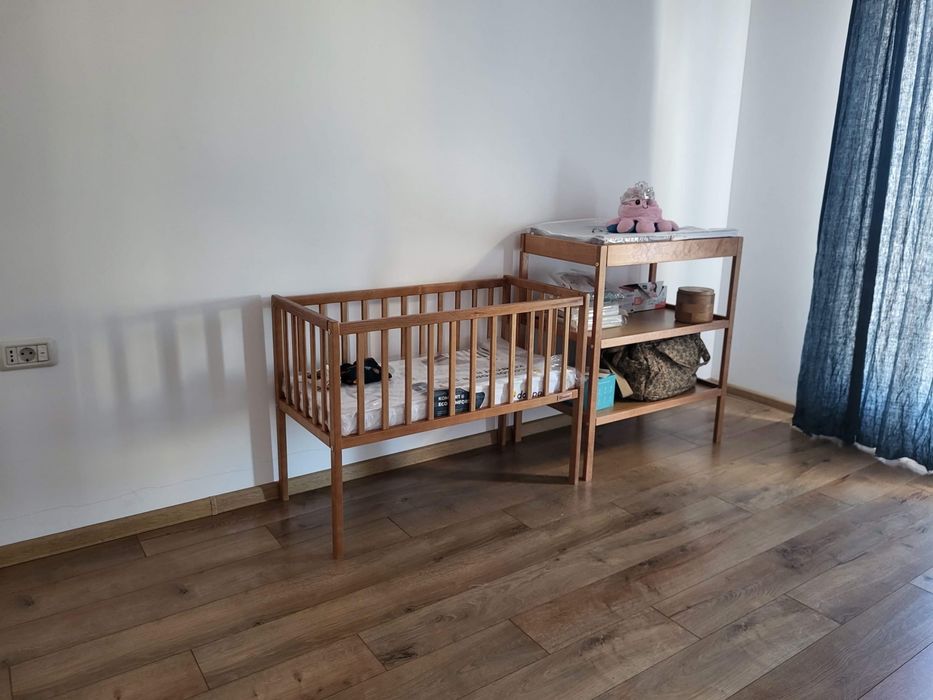 Patut si masa de schimb pentru bebelus firma Woodies