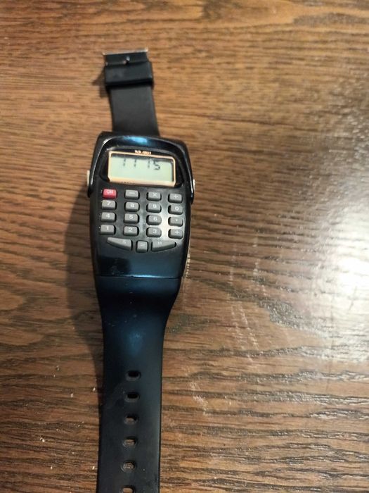 Ceas vintage cu calculator in perfecta stare de functionare