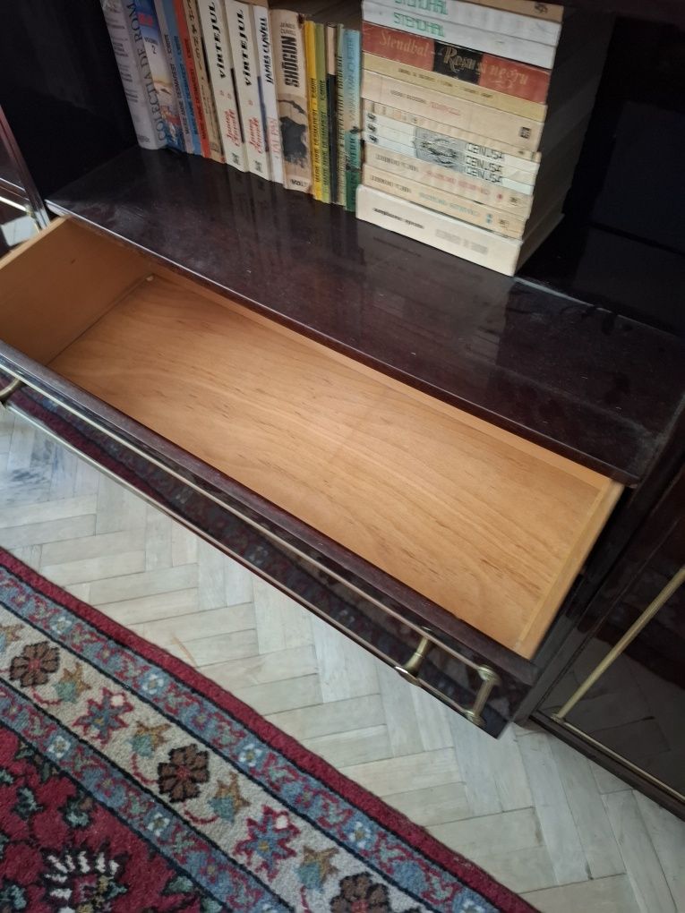 Mobila  lemn masiv- biblioteca