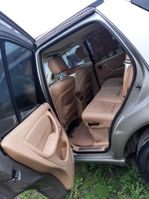 Vand Mercedes ML 270