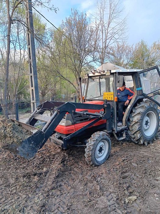 Tractor Kubota 32 cp