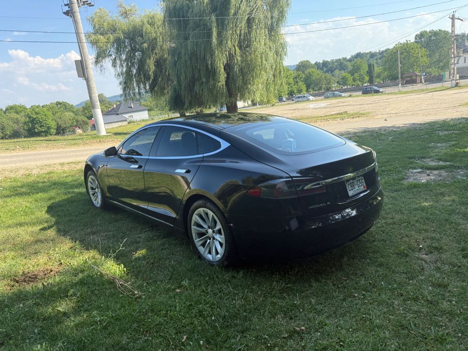 2016 Tesla Model S 90d