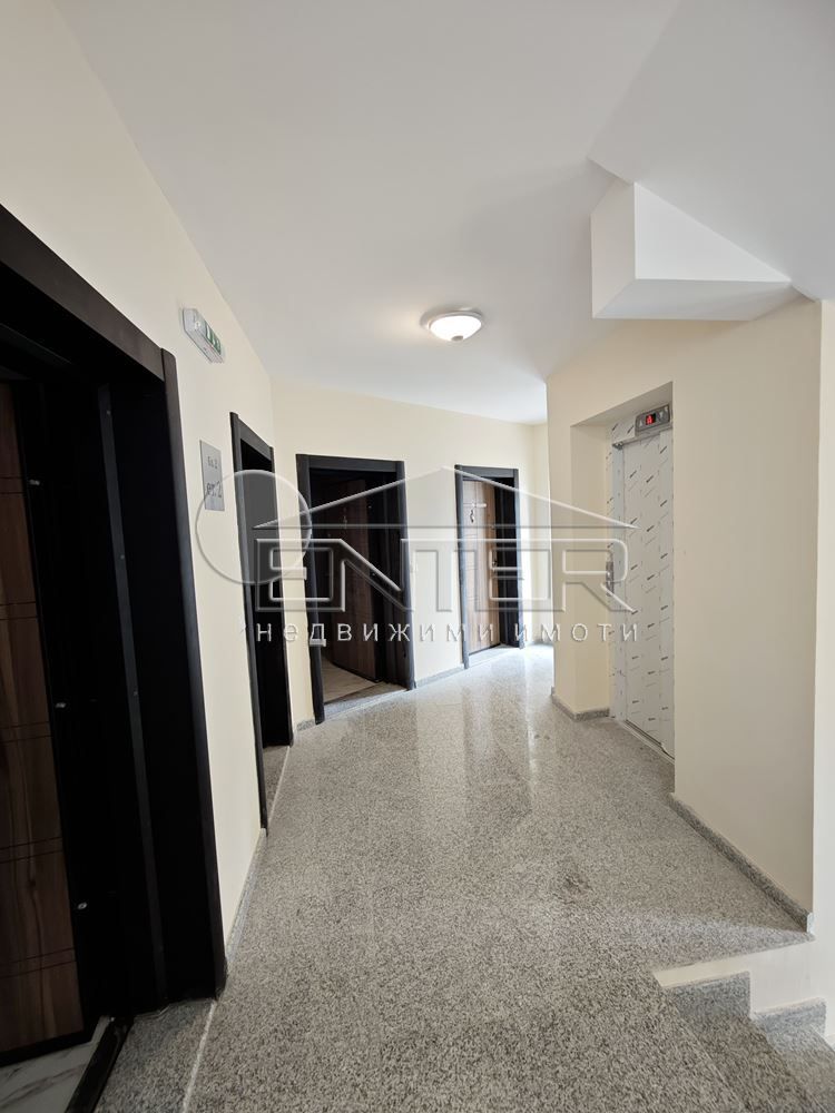 Продава се Двустаен апартамент в к.к. Св.Св. Константин и Елена - 67 кв.м за 1922 €/кв.м - Снимка #5