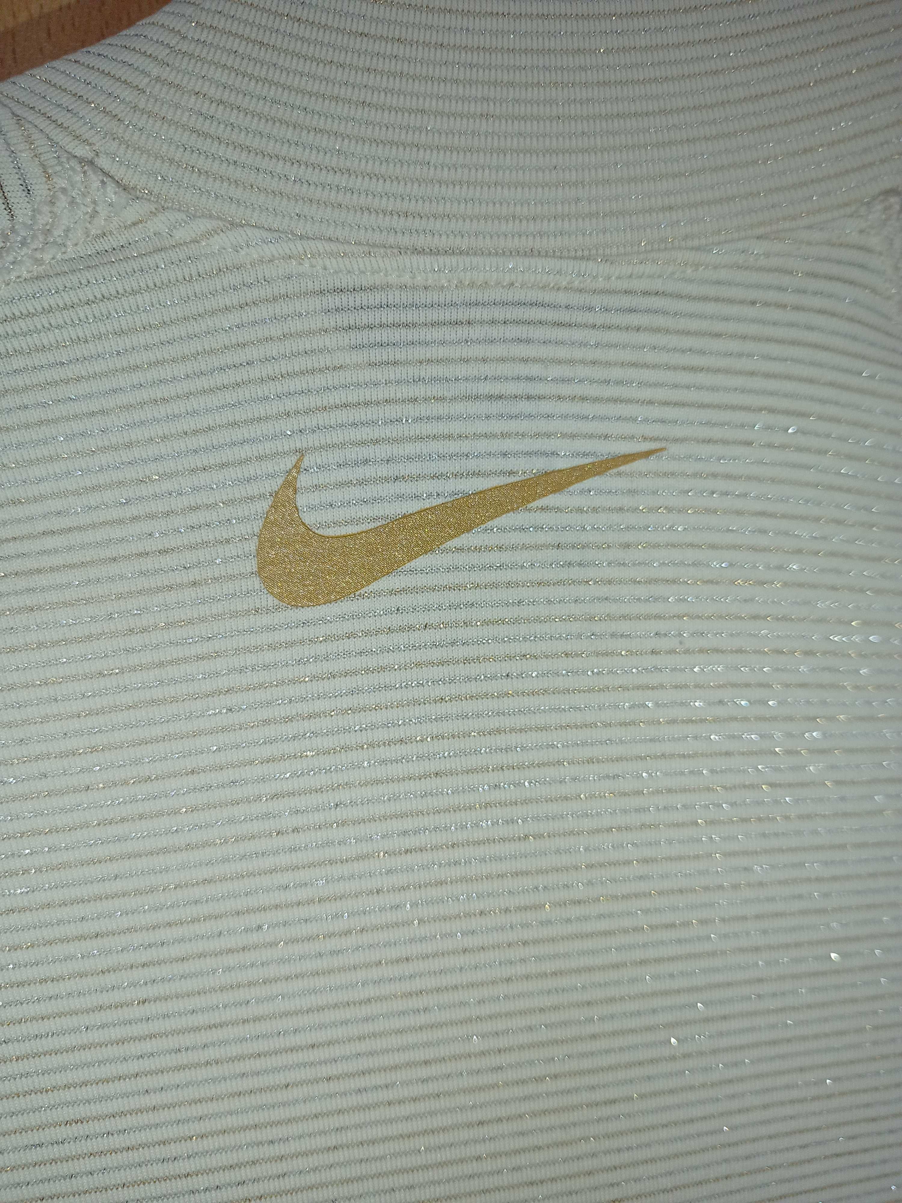Спортна блуза Nike S беж